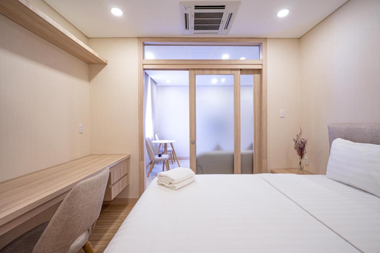 Luxy Park Hotel & Apartments - Notre Dame Ho Chi Minh City Exterior photo