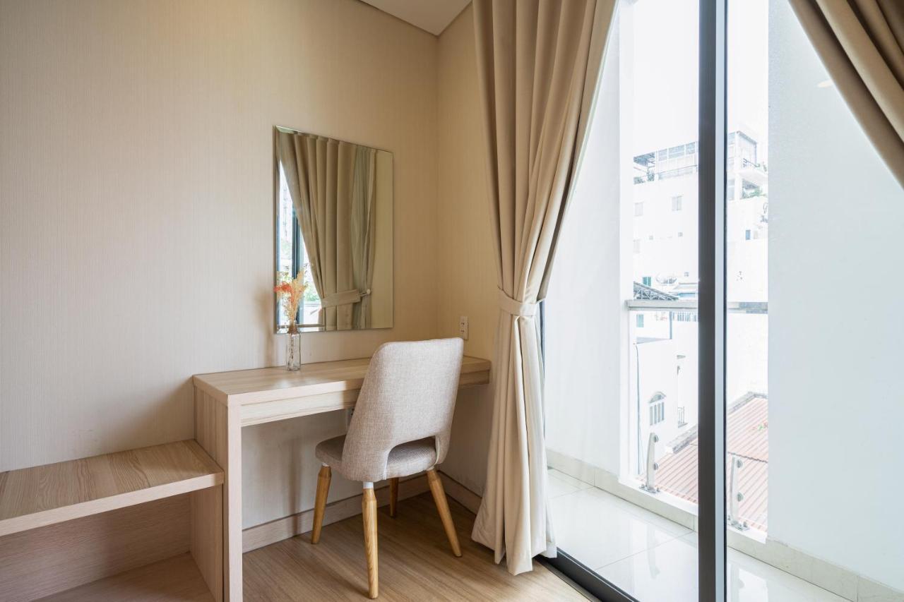 Luxy Park Hotel & Apartments - Notre Dame Ho Chi Minh City Exterior photo